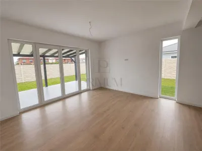 DUPLEX MODERN, MOSNITA VECHE, GATA DE MUTAT, 5 CAMERE - foto 6