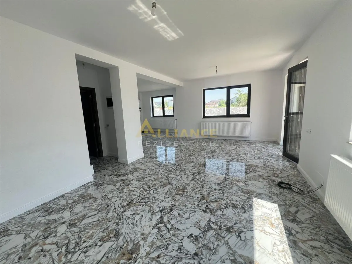 Vila individuala- 4 CAMERE-2 BAI-TEREN 344 MP - foto 13