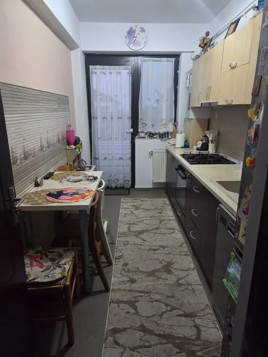 Apartament 2 camere mobilat, Galata Sos Voinesti, bloc 2016, baie cu geam - foto 1