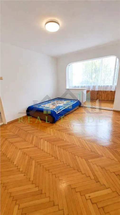 Apartament 2 camere, 2 balcoane,  Centrul Civic - foto 2