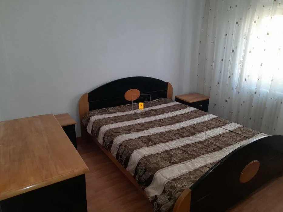 Inchiriere apartament  2 camere zona Mihai Viteazul - foto 5