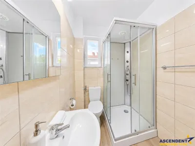 Imobil 2 camere,2 bai,2 terase, balcon, loc parcare acoperit,Tractorul, Brasov - foto 9