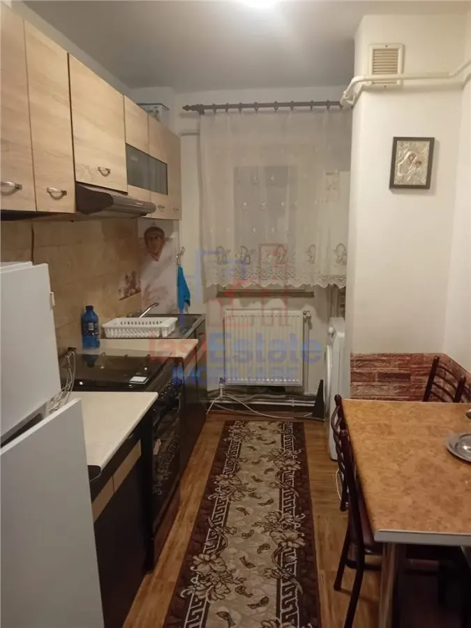 Apartament 3 camere Alexandru cel Bun - foto 11