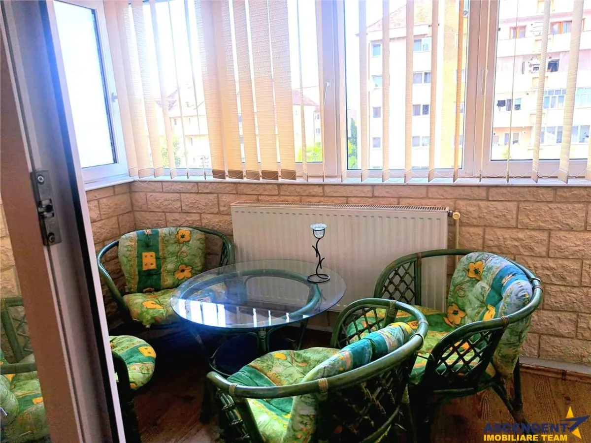 Apartament generos 3 camere de inchiriat, in zona apreciabila, Nicolae Iorga, Sf. Gheorghe - foto 2