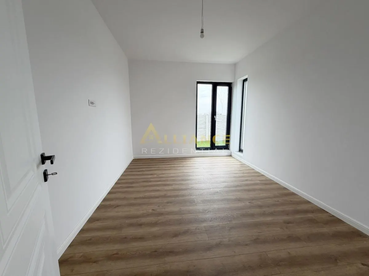 Casa individuala || 4 camere || 2 bai || 130mp utili + teren 470mp - foto 3
