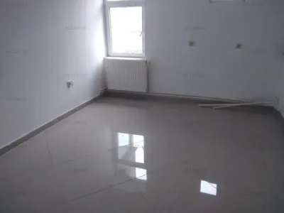 Spatiu de birouri in Ploiesti, zona ultracentrala. - foto 11