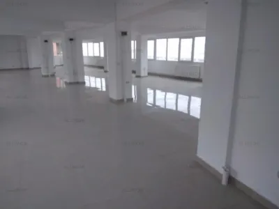 Spatiu de birouri in Ploiesti, zona ultracentrala. - foto 15