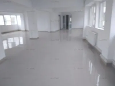 Spatiu de birouri in Ploiesti, zona ultracentrala. - foto 9