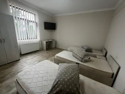 Camere de inchiriat pentru muncitori . - foto 5