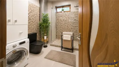 Villa with dual value, 606 sqm land, terraces: premium residence and/or business opportunity, Tractorul, Brasov. - foto 9