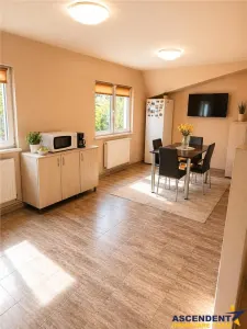 Casa potential:locuire multifamiliala,activitati comerciale,birouri,677 mp teren - foto 6