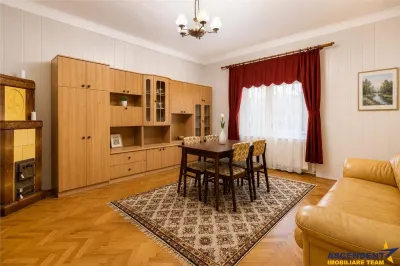 Proprietate cu 3 corpuri cu intrari proprii, curte, garaj, Centru Brasov: Rezidential/ Investitional - foto 2