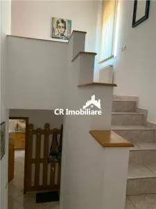 Vila  de vanzare 6 camere Iancu Nicolae - foto 3