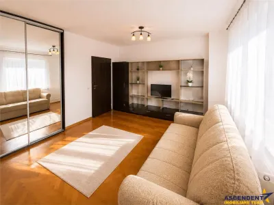 2 camere cu caracter, regim vila, echipate, panorama montana, istorie, Central, Brasov - foto 3