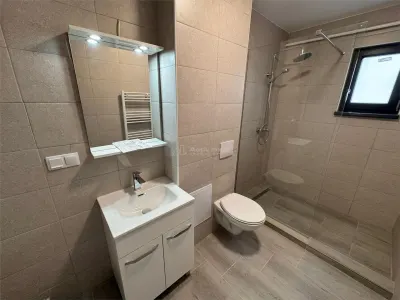 Bocsa Romana, Proiect NOU, 28 de Apartamente  cu 2 si 3 Cam.,Modernizat total Premium. - foto 15