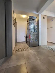 3 CAMERE DECOMANDAT + 2 PARCARI + 30MP CURTE(PROPRIETATE) - foto 14