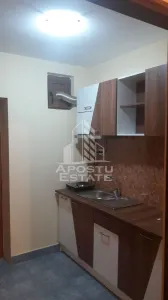 Garsoniera de vanzare cu bucatarie separata, zona Lipovei, Timisoara - foto 4