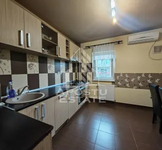 Apartament de vanzare,3 camere si 2 bai,etaj intermediar,zona Aradului - foto 2