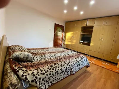 Casa P+1 cu 2 apartamente - pozitie excelenta pe Aleea Ghirodei - foto 13