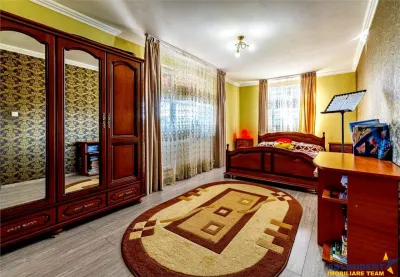 Vila luminoasa, curte individuala, priveliste panoramica spre munti, Harman, Brasov - foto 11