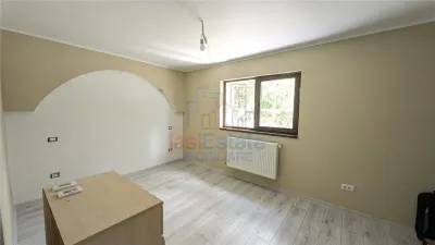 Vila de vanzare in Bucium - Spatioasa, Finisaje Premium - foto 5