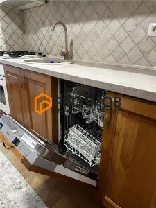Apartament 2 camere cf 1 decomandat zona Piata Unirii-Focsani - foto 4