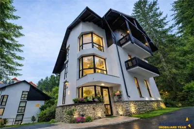Sectiunea Distinct! Imobiliar& Transfer Business in inima statiunii Poiana Brasov, Romania - foto 3