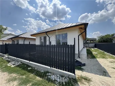 Vanzare Casa Parter La Cheie| TOATE  UTILITATILE -TEREN - 3 camere - foto 7