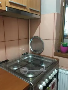Garsonieră de închiriat – Bd. Poitiers, etaj 2/3, centrală proprie - foto 8