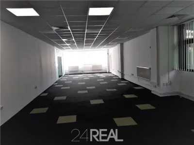 Spatiu pentru birou - 124 mp - ultimul spatiu disponibil - foto 3