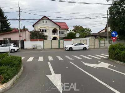 Vila de inchiriat in zona Bucurestii Noi - langa Parc Bazilescu - foto 8