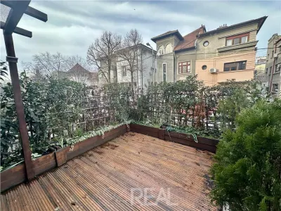Vila 8 Camere Dorobanti - Potential Business, Rezidential sau Airbnb - foto 2