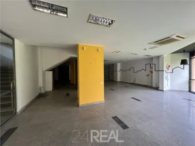 Vanzare Spatiu comercial stradal - Parter si Mezanin - 900 mp - foto 13