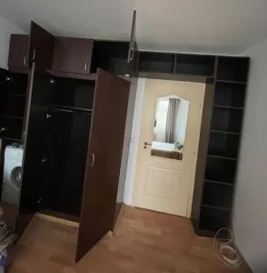 Garsonieră de închiriat — Podu Roș - Iasi