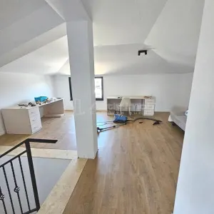 Vanzare Casa individuala - Vila - Prelungirea Ghencea - Margelelor - teren 300mp -  240000E - TVA inclus -  Comision 0! - foto 10