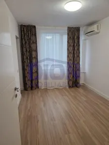 Apartament 2 camere renovat modern, zona Universitate - foto 2