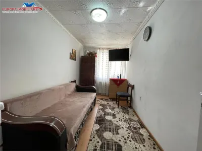 Apartament 2 camere de vanzare zona Neptun Tulcea - foto 2