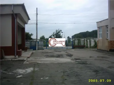 TEREN si constructii industriale-fost abator Mandresti - foto 12