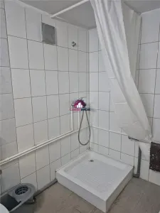 Loc în cameră — 160 EUR/lună | Tot inclus | Metrou 2 minute Mihai Bravu | Zona Vitan - foto 6