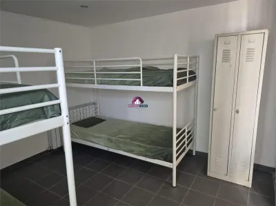 Loc în cameră — 160 EUR/lună | Tot inclus | Metrou 2 minute Mihai Bravu | Zona Vitan - foto 9