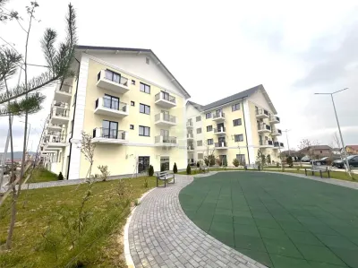 Apartament cu 3 camere 2 bai parcare si curte 57 mp in Selimbar - foto 4