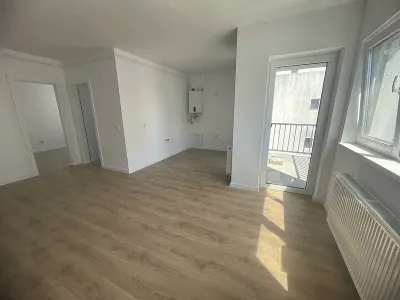 Apartament etajul 1 cu 2 camere cu balcon si parcare pe Doamna Stanca - foto 4