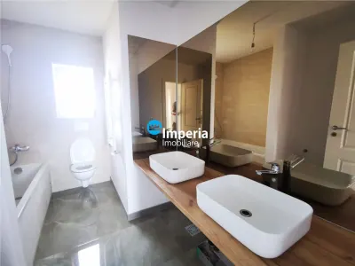Casa de vanzare in Iasi, zona Dorobant - foto 8