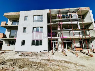Spatiu comercial | Selimbar, Brana | la strada | 120 mp | 2 intrari - foto 4