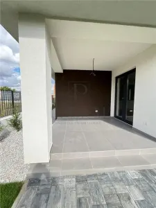 DUPLEX - Dumbravita - P+1 - 5 Camere - Zona excelenta - Finalizat - Pret + T.V.A - foto 18