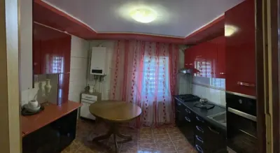 DAMBOVITA - ETAJ 2 - BLOC IZOLAT - 3 CAMERE - 2 BAI - 2 BALCOANE - CENTRALA PROPRIE - BOXA - foto 6