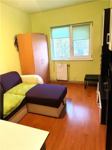 SOARELUI - ETAJ 3 - BLOC IZOLAT - 3 CAMERE - 2 BAI - 2 BALCOANE - CENTRALA PROPRIE - Timisoara