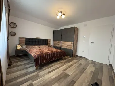 SAG, CASA MODERNA P+M, 4 CAMARE, 2 BAI, INCALZIRE IN PARDOSEALA - foto 3