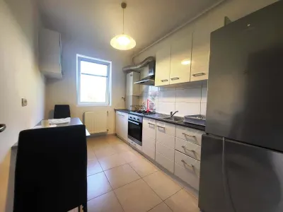 INCHIRIERE 2 CAMERE ETAJ 1 CU PARCARE SI VEDERE LIBERA - foto 4