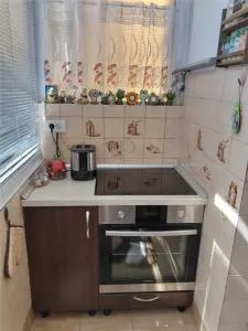 Dambovita - 2 Camere - Etaj 2 - Centrala proprie - Bloc izolat - Boxa in CF - Decomandat - foto 2